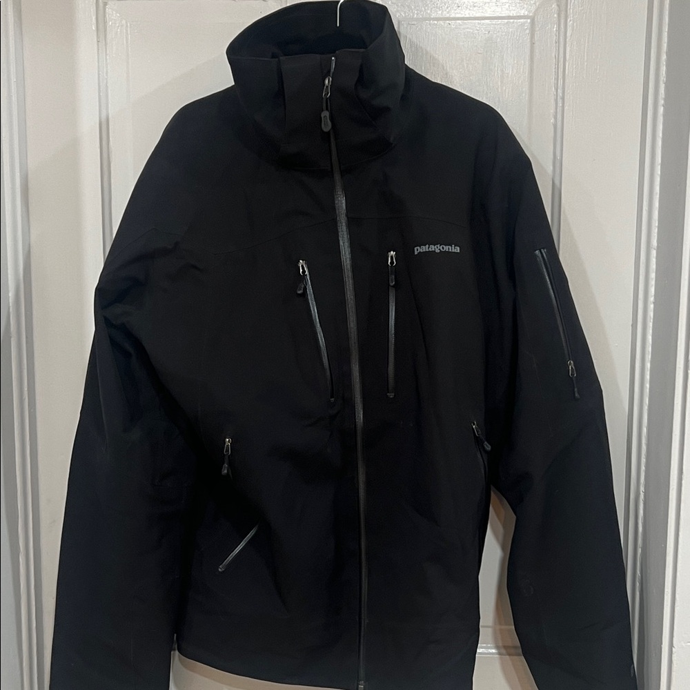 Patagonia Men's Black Performance Jacket